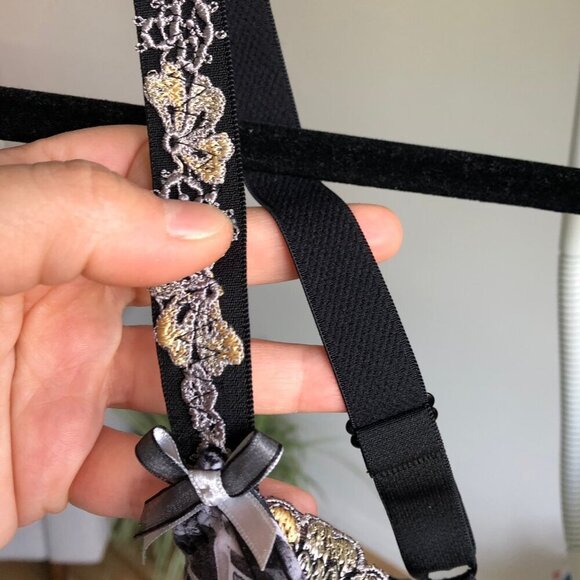CORIN Lace Padded Bra Floral 34F Black Gray White 3 Hook Closure Underwire 12814 - Picture 6 of 10